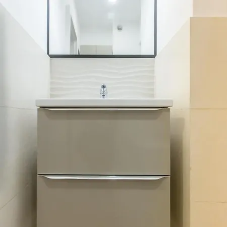 Mamaia Campus Apartment *